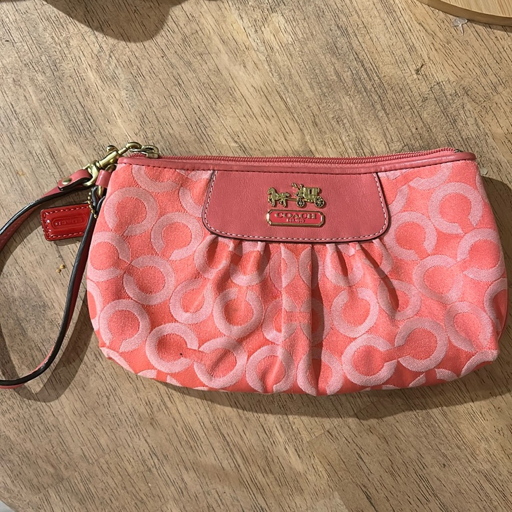 Coach Wrislet. 
Gently used. Smoke free environment.